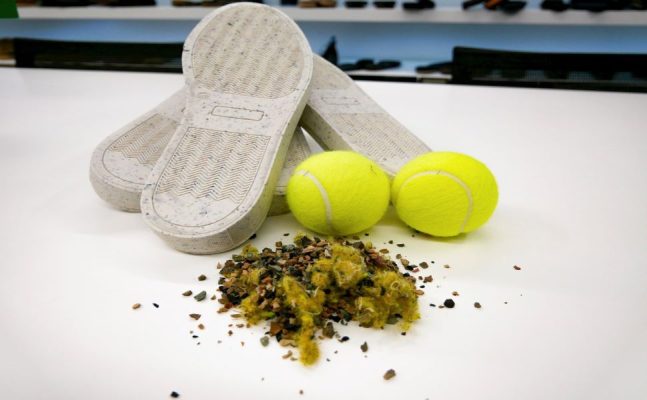 tái sử dụng bóng tennis cũ